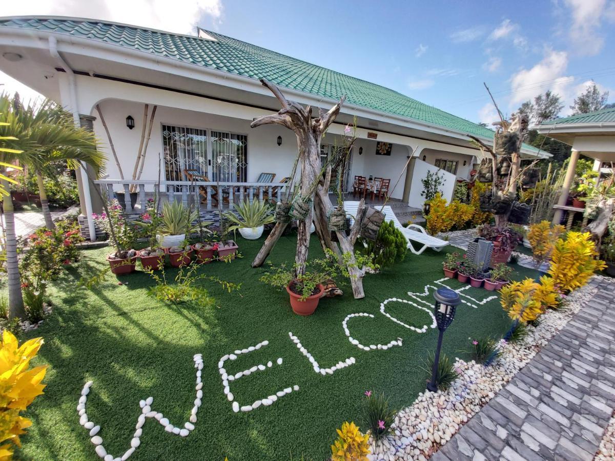 Leo'S Petit Villa Annex Praslin Kültér fotó