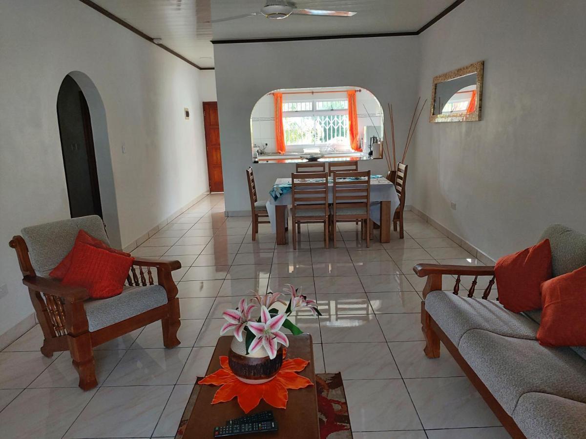 Leo'S Petit Villa Annex Praslin Kültér fotó