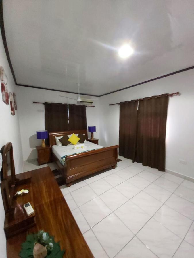 Leo'S Petit Villa Annex Praslin Kültér fotó
